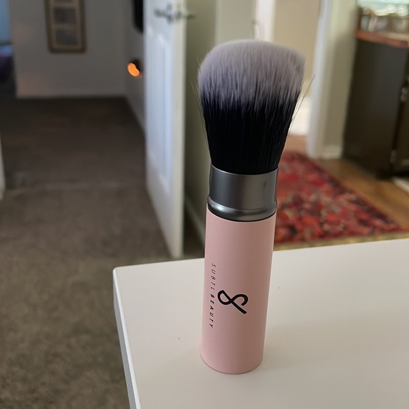 Subtl Beauty stak brush bff - Picture 2 of 2